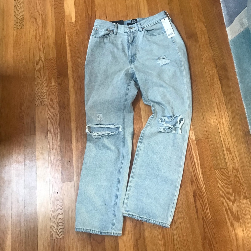 Womens jeans from Urban Outfitters.  New with tags and never worn.